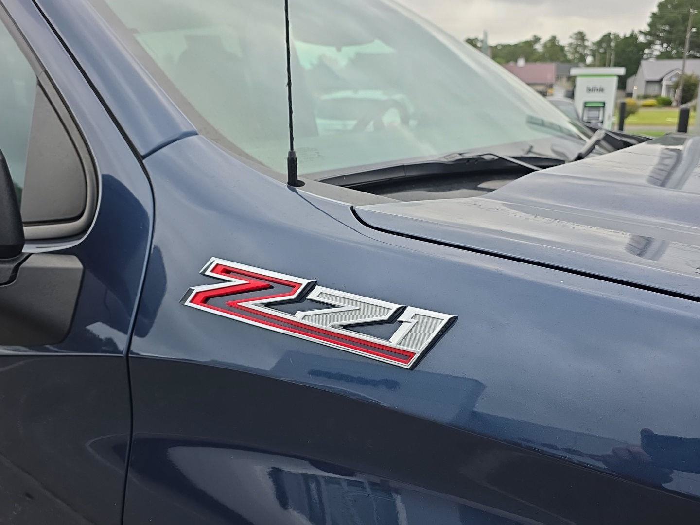 Used 2022 Chevrolet Silverado 1500 RST AWD/4WD image 4