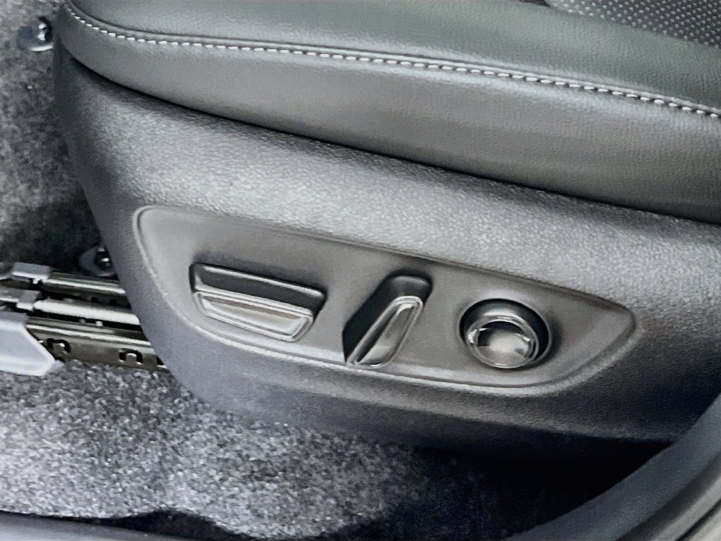 New 2026 Toyota Grand Highlander AWD Hybrid image 13