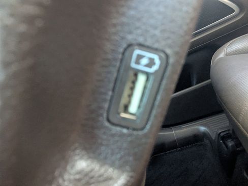 Used 2022 Kia Telluride SX w/ Towing Package image 19