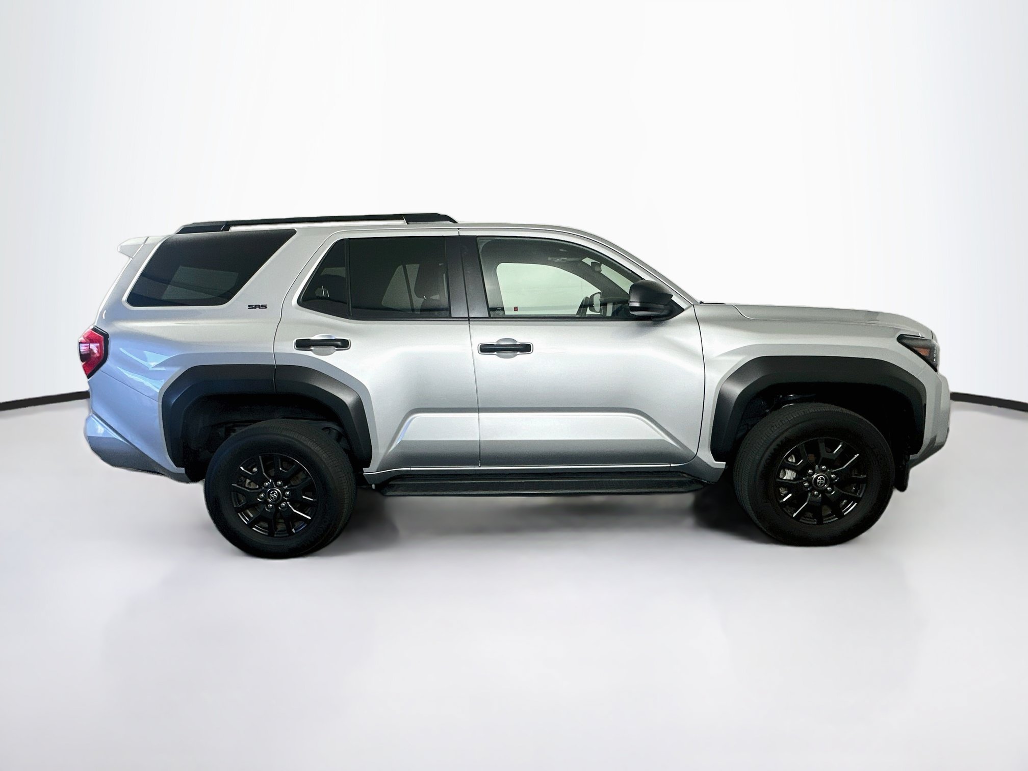 Used 2025 Toyota 4Runner SR5 AWD/4WD image 10