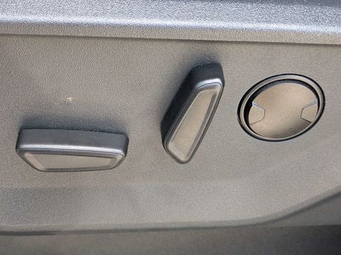 Used 2025 Ford Expedition Active RWD image 25