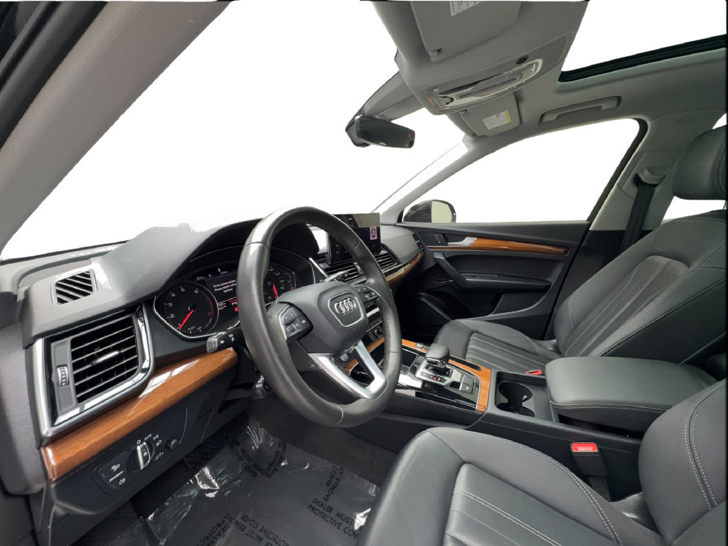 Used 2023 Audi Q5 2.0T Premium w/ Convenience Package AWD/4WD image 23