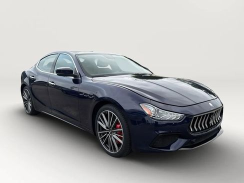 Used 2020 Maserati Ghibli S image 1