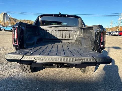 New 2025 GMC Hummer EV 3X image 5