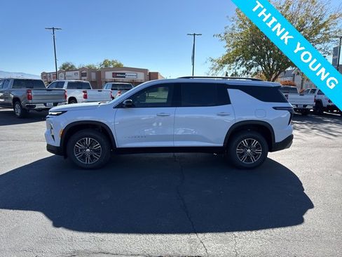 New 2026 Chevrolet Traverse LT w/ Driver Confidence Package image 4