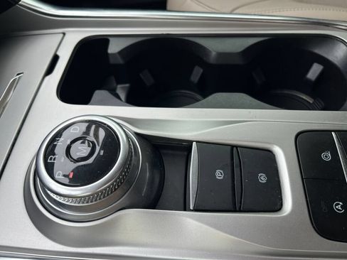 Used 2020 Ford Explorer Limited RWD image 20