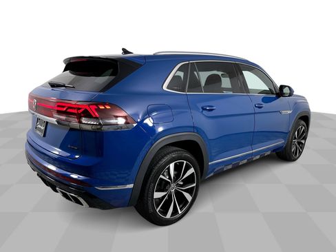 Used 2026 Volkswagen Atlas Cross Sport SEL Premium R-Line AWD/4WD image 8