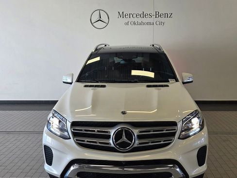 Used 2017 Mercedes-Benz GLS 450 4MATIC image 2