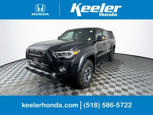 Used 2021 Toyota Tacoma TRD Off-Road w/ Technology Package image 1