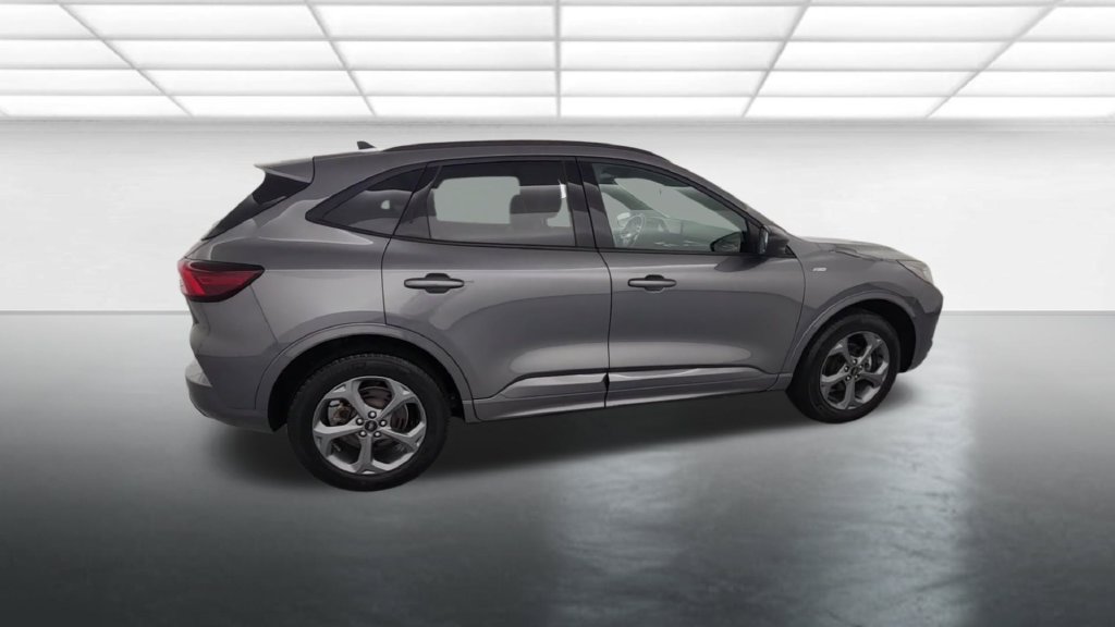 Used 2024 Ford Escape ST-Line w/ Tech Pack #1 AWD/4WD image 8