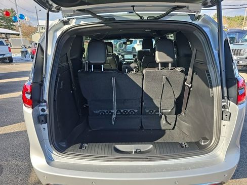 New 2026 Chrysler Pacifica Select image 15