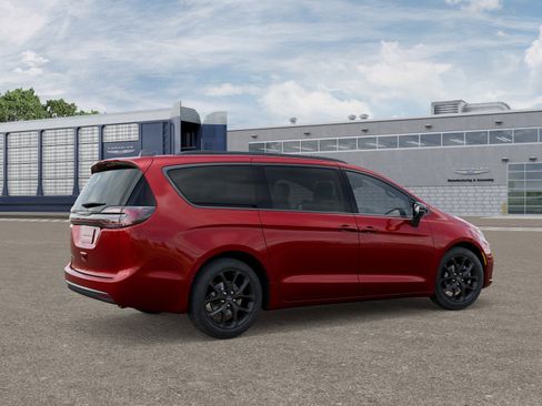 New 2026 Chrysler Pacifica Select image 38