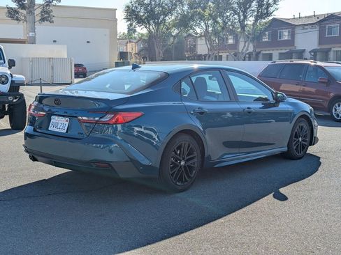 Certified 2026 Toyota Camry SE w/ Convenience Package image 4