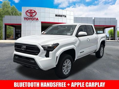 Certified 2024 Toyota Tacoma SR5 AWD/4WD image 3