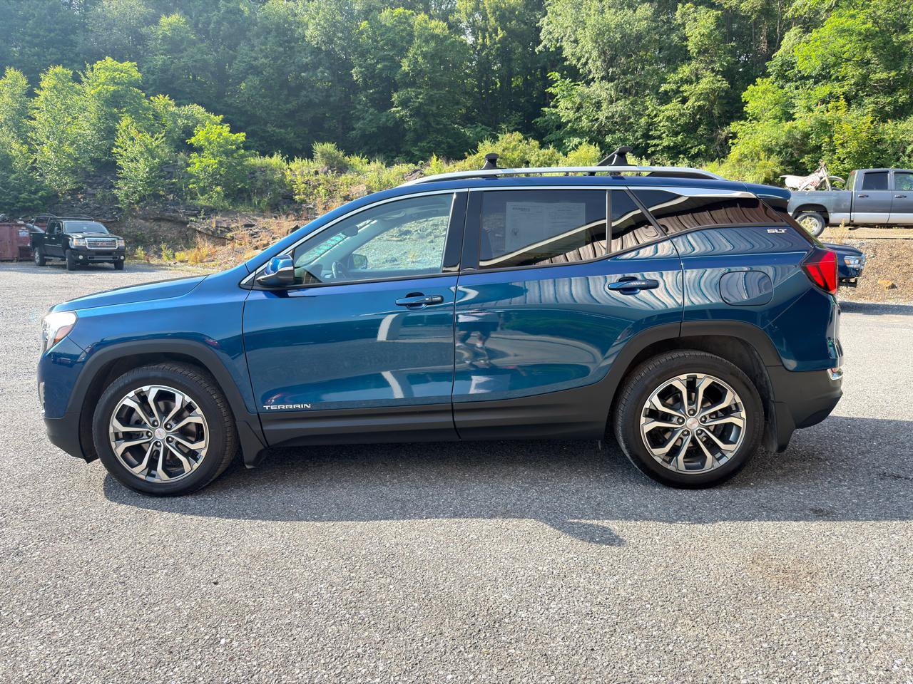 Used 2019 GMC Terrain SLT w/ Preferred Package AWD/4WD image 4