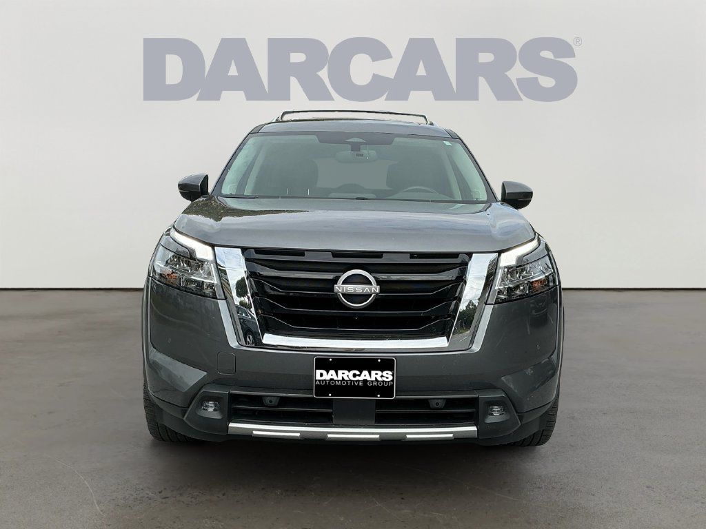 Used 2022 Nissan Pathfinder SL w/ SL Premium Package AWD/4WD image 2