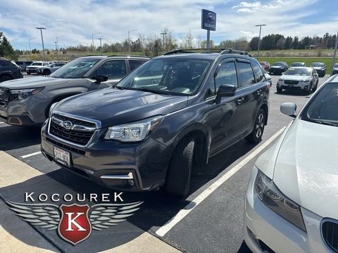 Used 2018 Subaru Forester 2.5i Premium AWD/4WD image 3