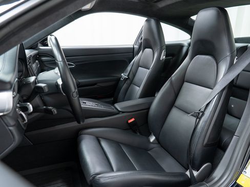 Used 2014 Porsche 911 Carrera 4S AWD/4WD image 18