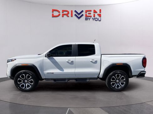 Used 2023 GMC Canyon AT4 w/ AT4 Premium Package image 3