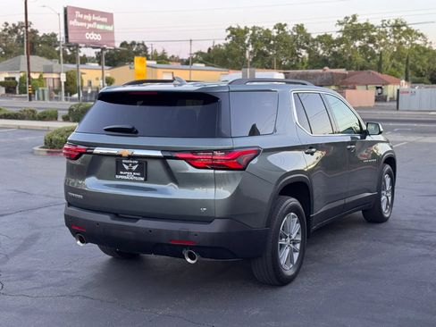 Used 2022 Chevrolet Traverse LT w/ LPO, Floor Liner Package FWD image 6