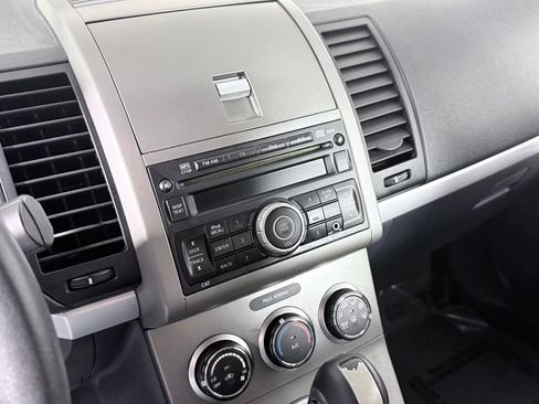 Used 2010 Nissan Sentra 2.0 S FWD image 14