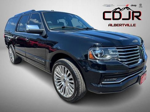 Used 2017 Lincoln Navigator L Reserve AWD/4WD image 1