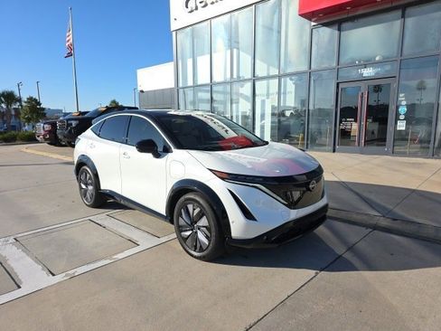 Used 2023 Nissan Ariya FWD image 3