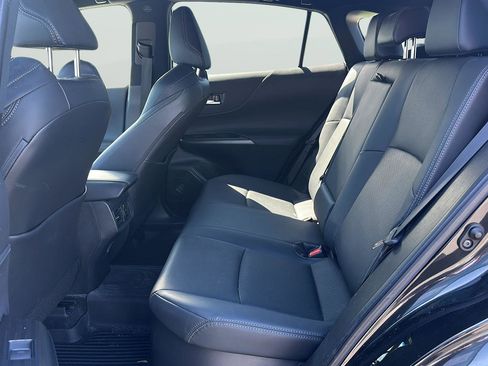 Used 2021 Toyota Venza Limited w/ Advanced Technology Package image 11