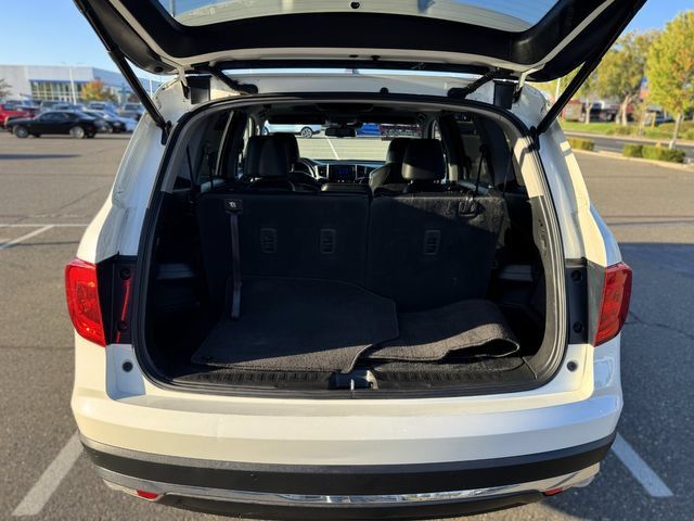 Used 2018 Honda Pilot Touring image 13