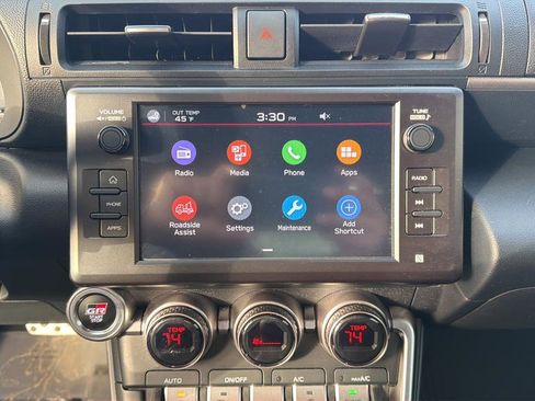 Used 2024 Toyota GR86 Premium image 20