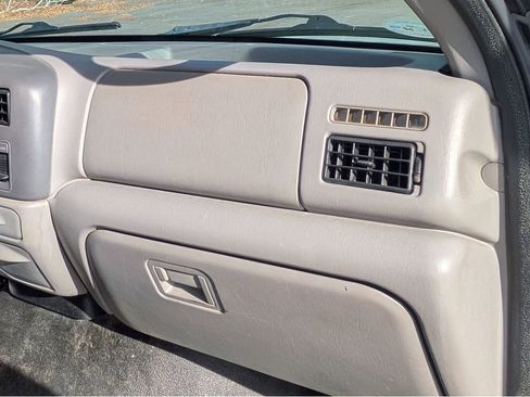 Used 1999 Ford F350 XLT image 18