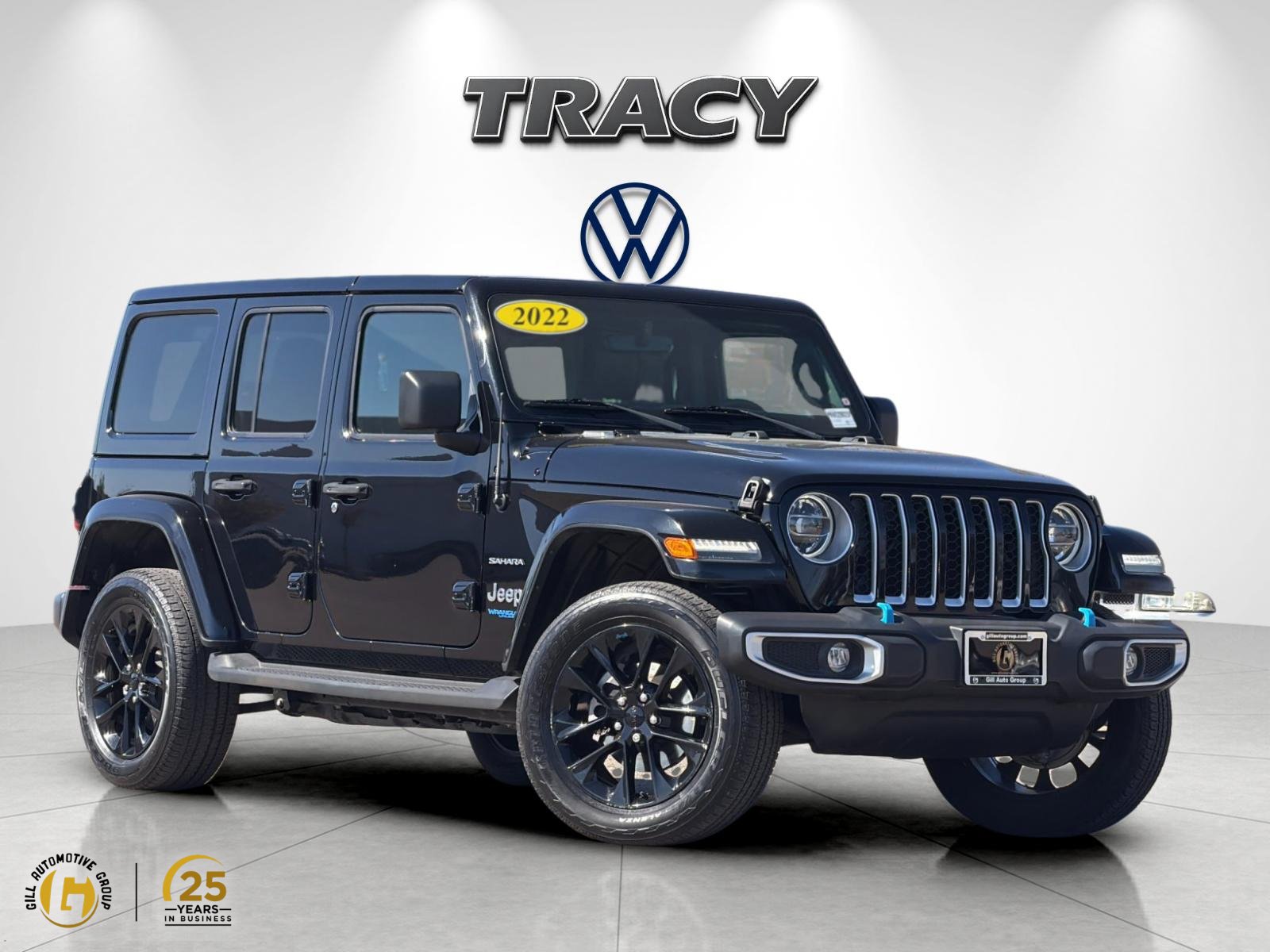 Used 2022 Jeep Wrangler Unlimited Sahara AWD/4WD image 1