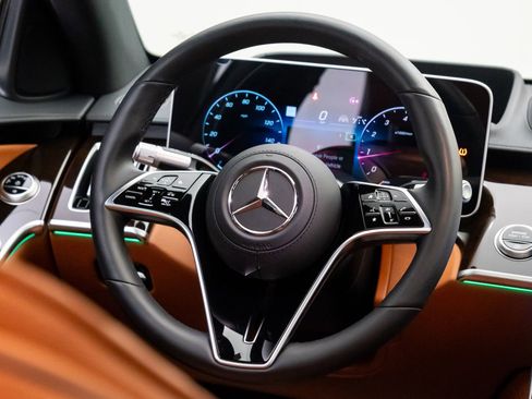 Certified 2025 Mercedes-Benz S 500 4MATIC image 12