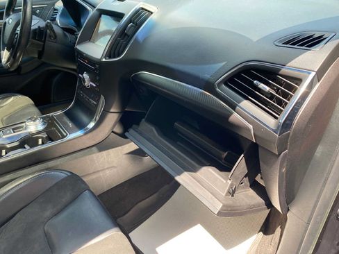 Used 2019 Ford Edge ST w/ Equipment Group 401A AWD/4WD image 19