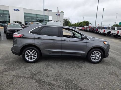 Used 2024 Ford Edge SEL AWD/4WD image 14