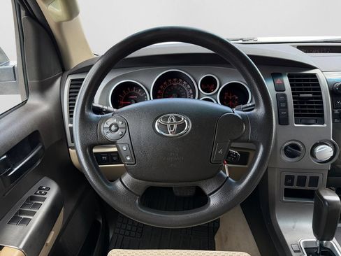 Used 2010 Toyota Tundra 4x4 Double Cab image 19