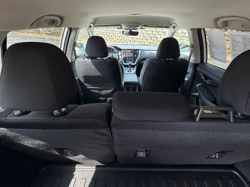 Used 2025 Subaru Outback Premium w/ Popular Package #1A AWD/4WD image 38