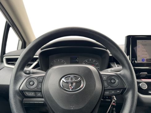 Used 2024 Toyota Corolla LE FWD image 15