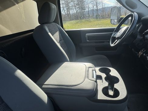 Used 2018 RAM 5500 SLT w/ Quick Order Package 29G SLT image 4