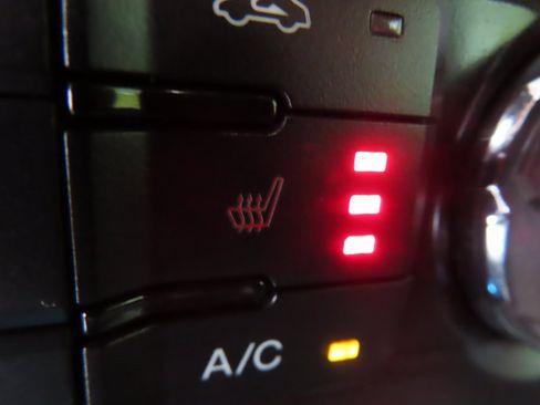 Used 2018 Ford F150 XLT w/ Equipment Group 302A Luxury image 7