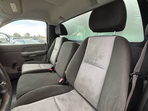 Used 2009 Chevrolet Silverado 1500 W/T AWD/4WD image 16