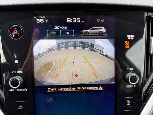 Used 2020 Subaru Outback Premium image 32