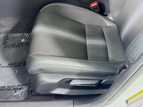Used 2023 Honda Civic Sport image 18