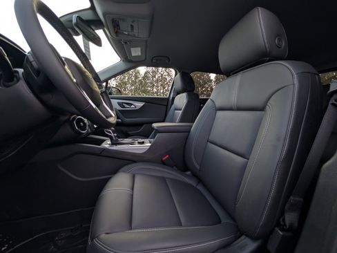 New 2026 Chevrolet Blazer LT w/ Midnight/Sport Edition image 26