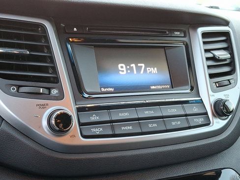 Used 2017 Hyundai Tucson SE image 24