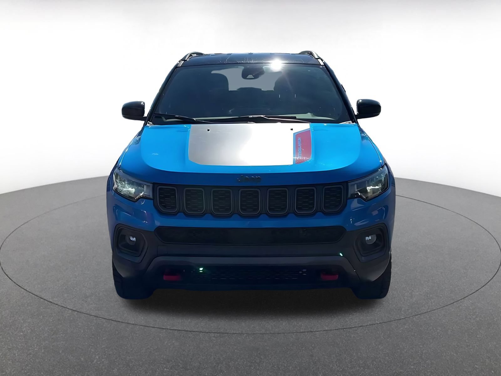Used 2026 Jeep Compass Trailhawk AWD/4WD image 4