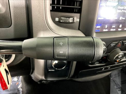 Used 2019 RAM 1500 Express w/ Wheel & Sound Group AWD/4WD image 39