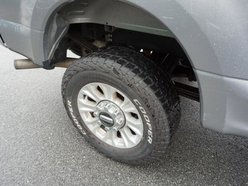 Used 2020 Ford F250 XLT image 5