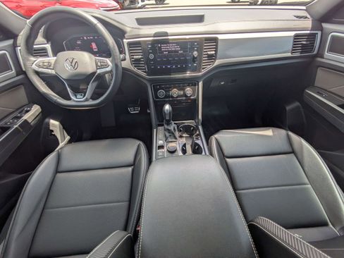 Used 2023 Volkswagen Atlas Cross Sport SEL R-Line AWD/4WD image 14