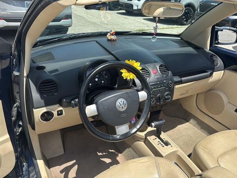 Used 2005 Volkswagen Beetle GLS FWD image 14